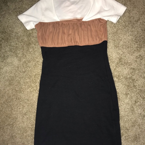 Missguided White Colourblock Rib Ruched mini dress - Picture 3 of 3